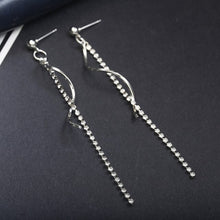 Load image into Gallery viewer, Crystal Star Earrings